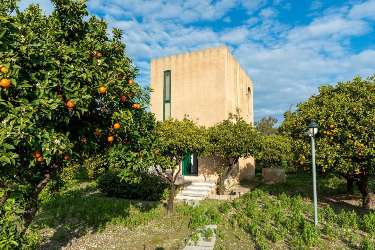 The Tower With The Orange Tree Garden Villa Ialysos  Bagian luar foto